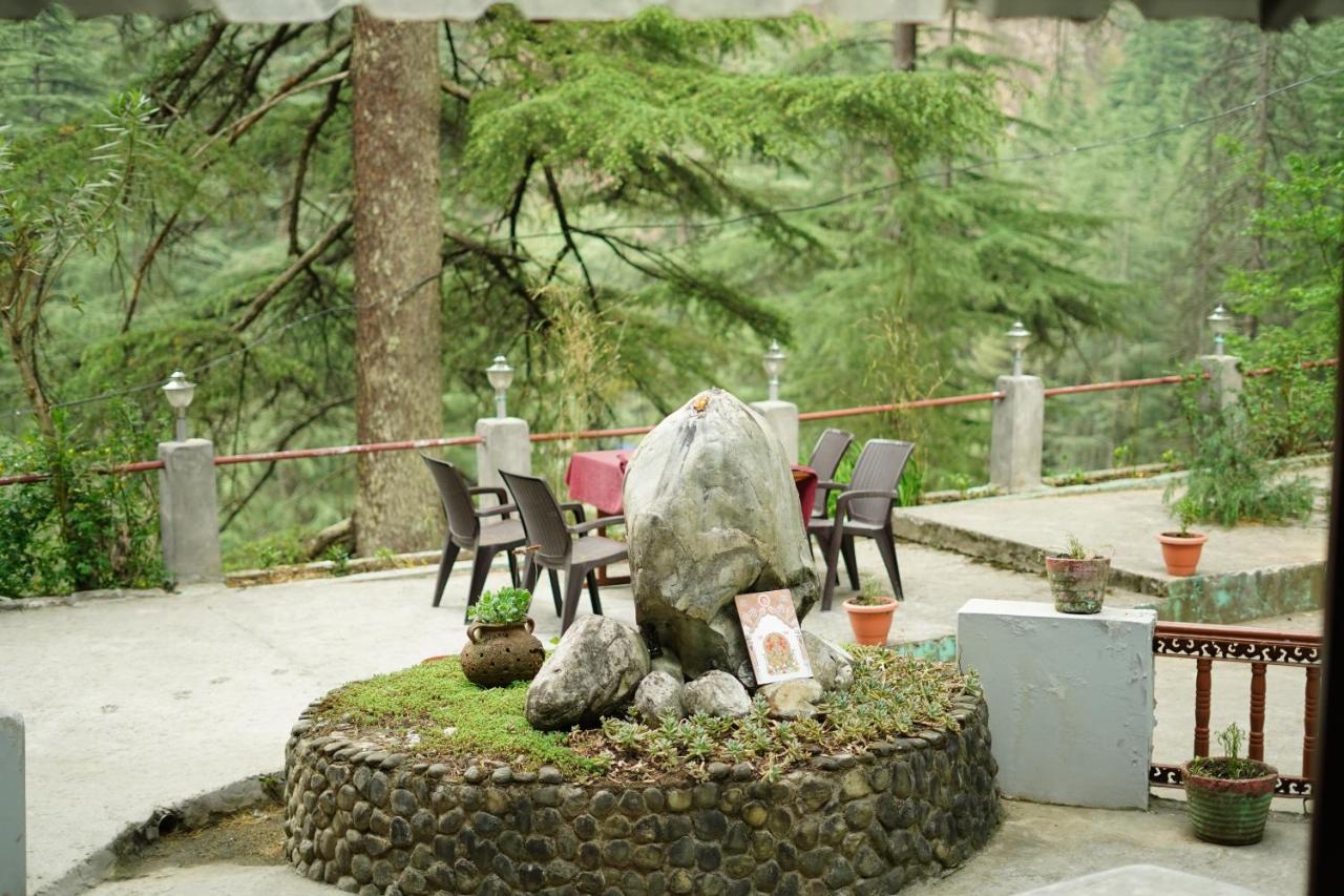 Hotel Deep Forest Kasol Exteriör bild