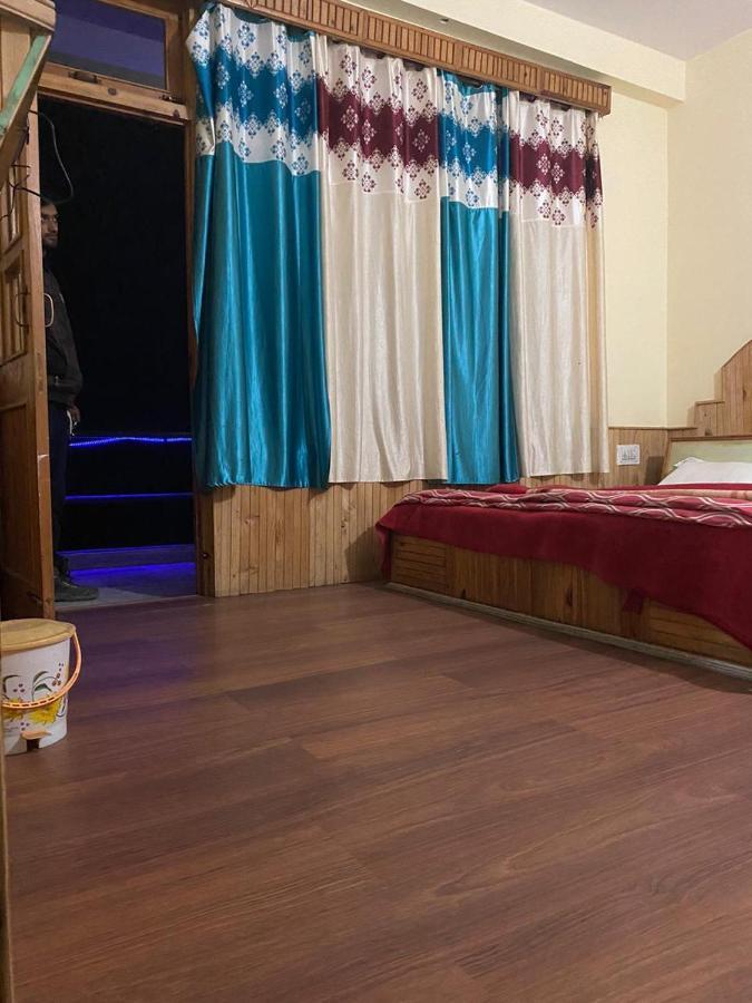 Hotel Deep Forest Kasol Exteriör bild