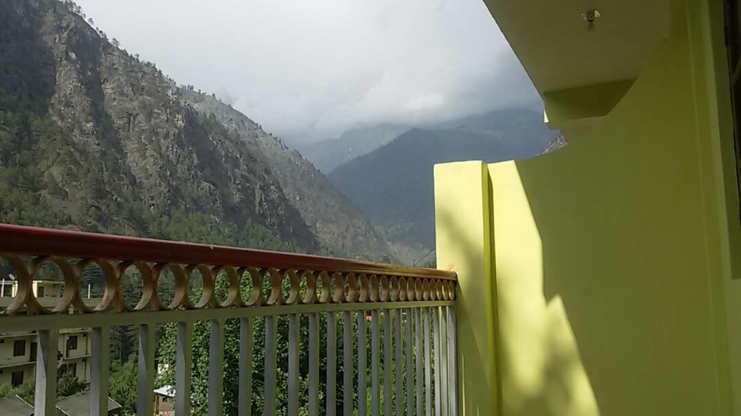 Hotel Deep Forest Kasol Exteriör bild